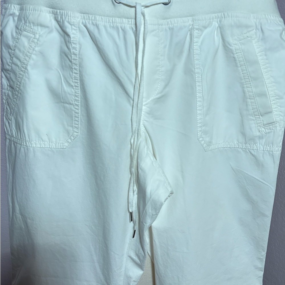 LOFT White Cargo Pants Size 10. NWT - Picture 3 of 7